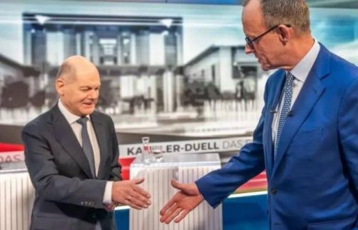  Olaf Scholz and Friedrich Merz face off in final debate ahead of German election