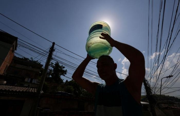 UN climate science report talks stall as nations clash over timeline