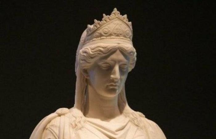 Syria plans to erase Queen Zenobia from history books 