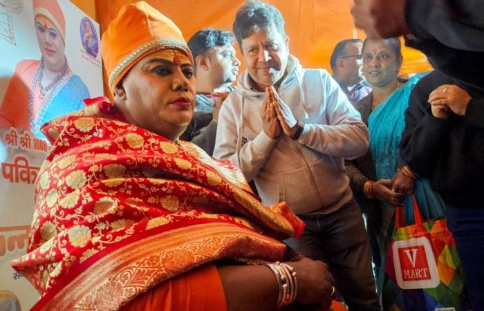 Transgender religious order gets rare approval at India Hindu festival