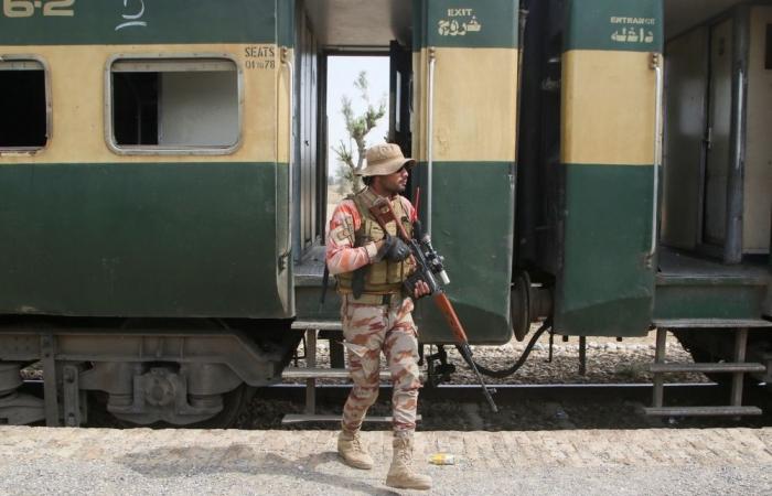 Pakistan security forces free 190 hostages in train siege