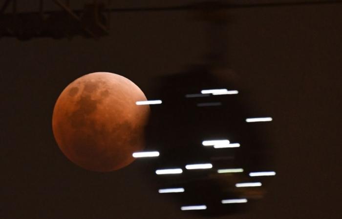 Rare ‘Blood Moon’ lunar eclipse to grace North and South American skies tonight