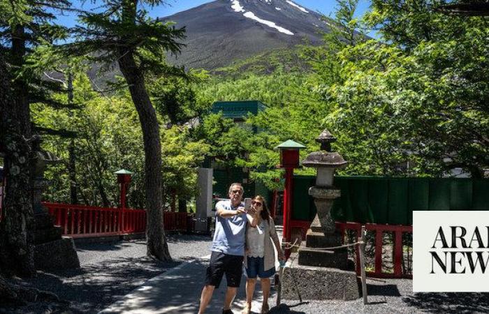 Mount Fuji hikers to be charged $27 on all trails