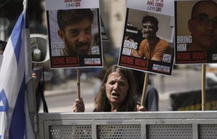 Israelis protest outside government headquarters after new wave of Gaza airstrikes