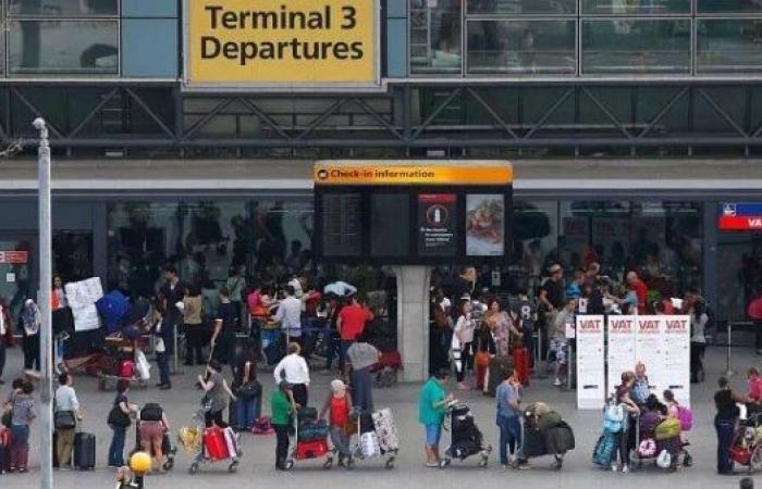 Heathrow shutdown leaves thousands stranded as power outage disrupts flights