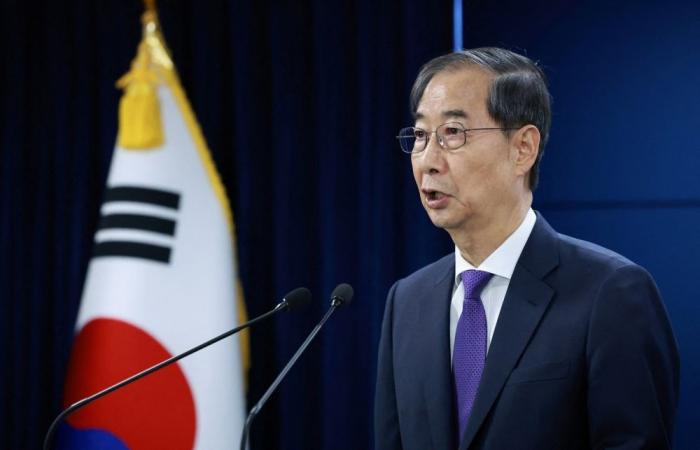 Acting leader Han Duck-soo resigns as Choi Sang-mok assumes triple role as acting president, PM and finance minister in South Korea