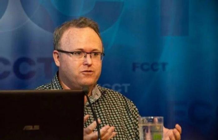 Thai prosecutors drop case against US academic accused of insulting royalty