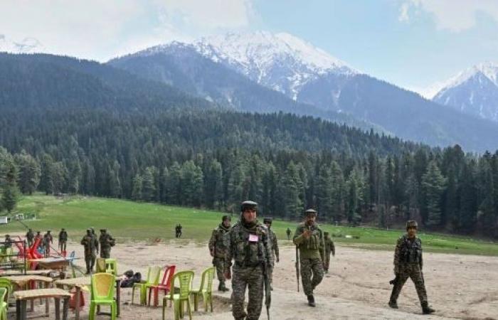 Major airlines are avoiding Pakistan’s airspace as tensions with India simmer 