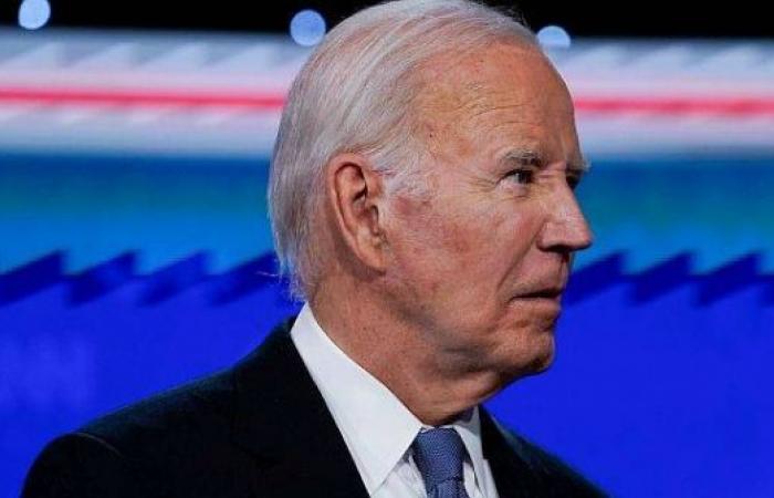 Trump appeasing Putin with pressure on Ukraine, Biden says