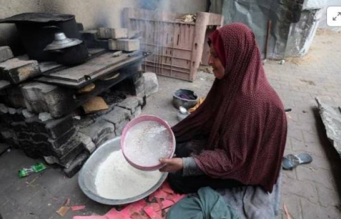 Dozens of Gaza communal kitchens shut as supply runs out, worsening hunger
