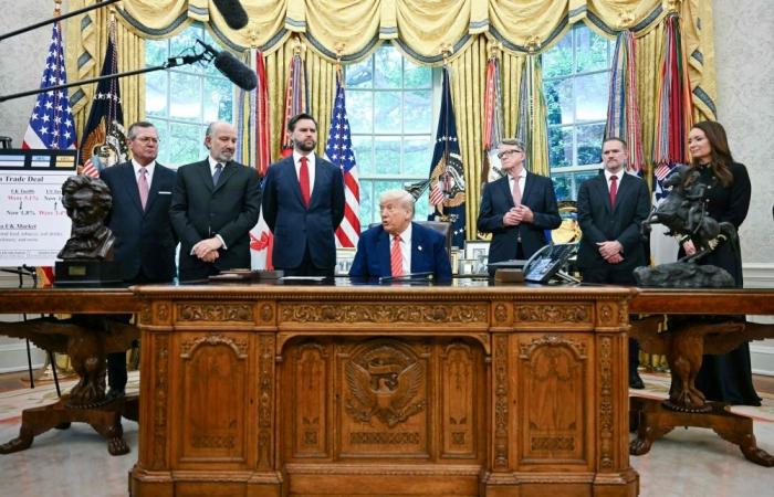 Trump pushes ahead with plan to resettle white South Africans, citing land seizures and racial bias