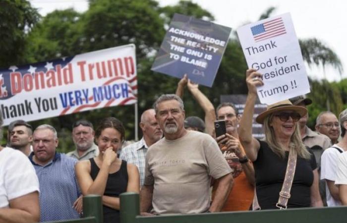US to admit white South African refugees amid broader resettlement freeze