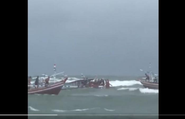Seven dead after tourist boat capsizes off Sumatra, over 100 aboard