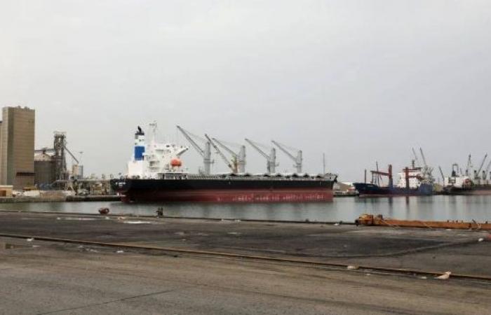 Israel issues evacuation warnings for Yemen ports 