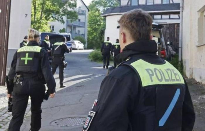 Germany arrests five teenagers over alleged right-wing extremist plot and attacks