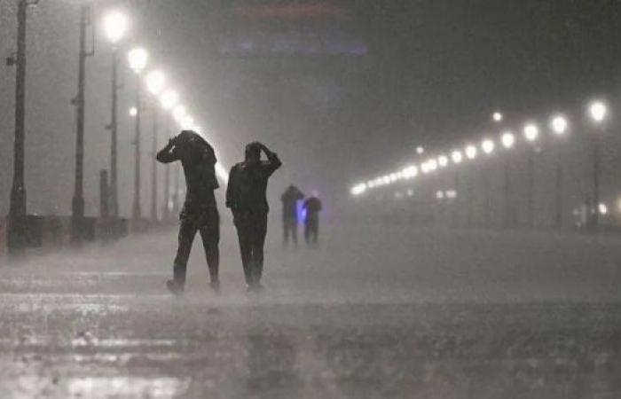 Heavy rain disrupts life in several Indian cities