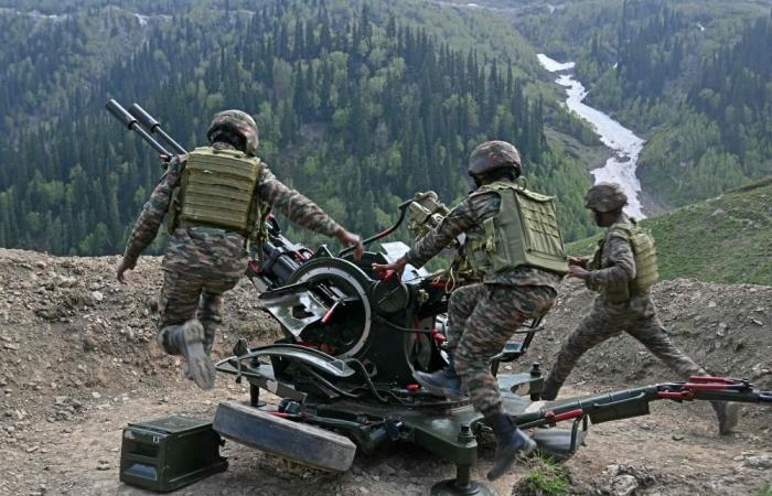 India and Pakistan extend airspace bans after Kashmir violence, flights to Europe and US face delays