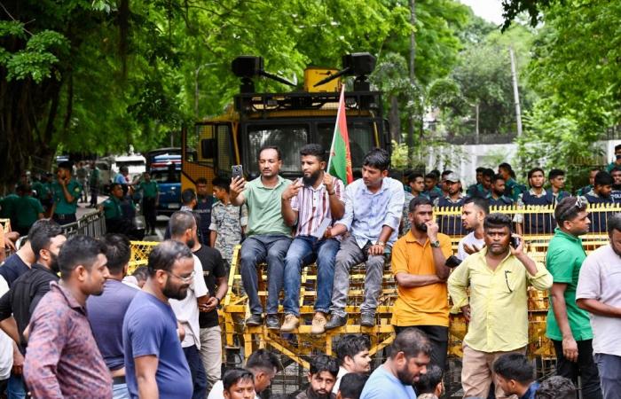 Yunus-led government warns of instability as parties press for early Bangladesh polls