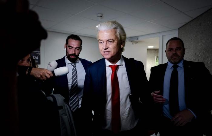 Dutch govt collapses as far-right leader Wilders pulls out over immigration row