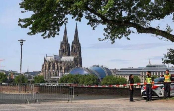 Cologne evacuates 20,000 so WW2 bombs can be defused