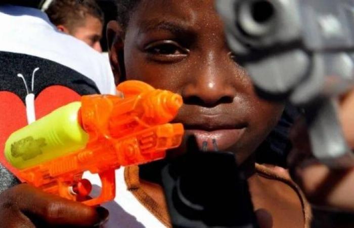 Thousands of children recruited by armed groups to kill in Colombia