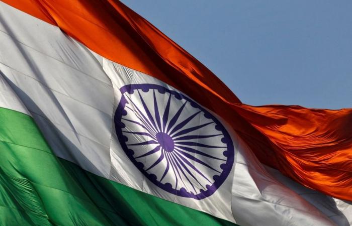 Media: Helicopter carrying six crashes in northern India, search efforts underway