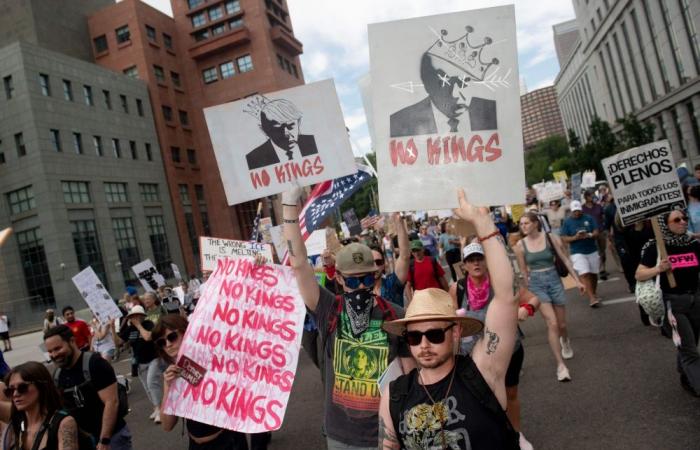 No kings, just quips: Protesters roast Trump with cardboard sass