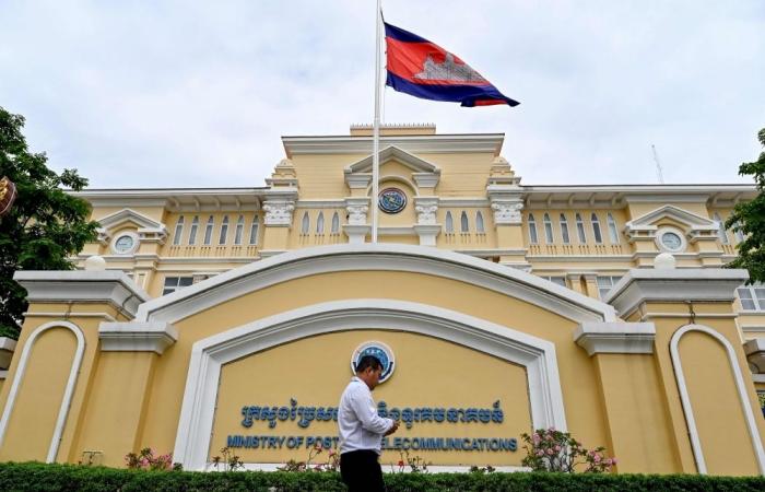 Cambodia calls migrants home as border tension, threatens Thai fruit and veg ban as border dispute grows