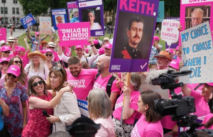 UK MPs vote in favour of assisted dying Bill in historic step