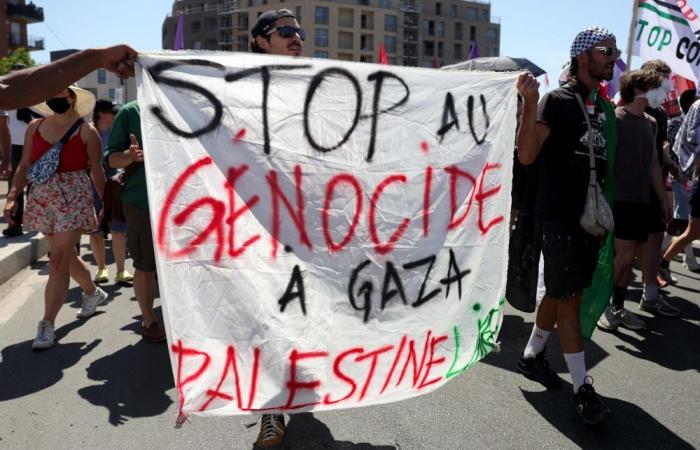 Thousands march in Europe demanding Gaza ceasefire, decrying Israel-Iran escalation