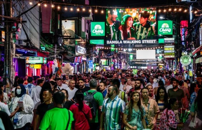 Bomb scare in Phuket and Krabi as Thai authorities foil plot to hurt tourism, arrest five suspects from Pattani