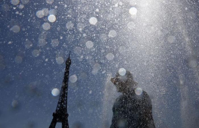 Europe melts in record heat: Schools close, Eiffel Tower shuts as temperatures soar