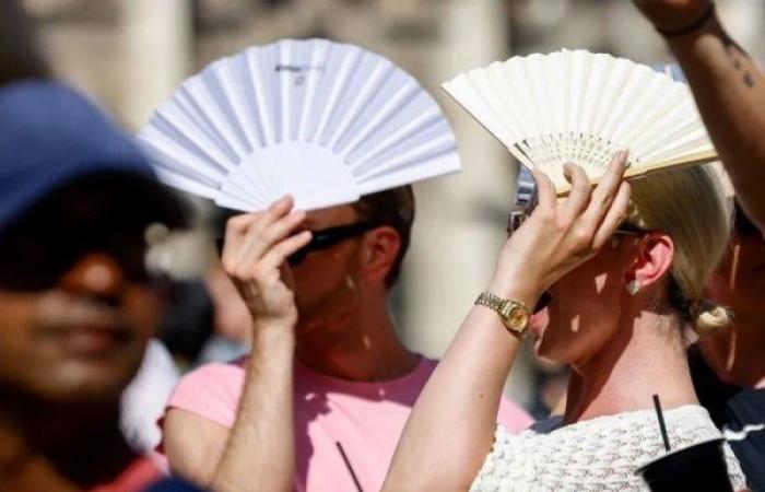 'Unprecedented' alerts in France as blistering heat grips Europe