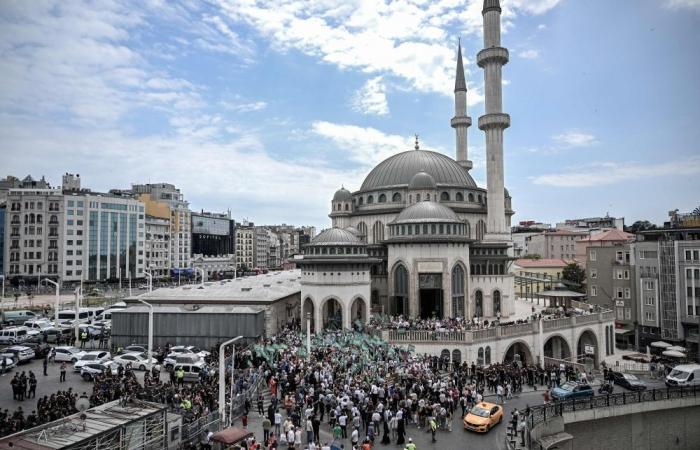 Turkish cartoon row deepens: ‘LeMan’ staff remanded over ‘disrespectful’ drawing