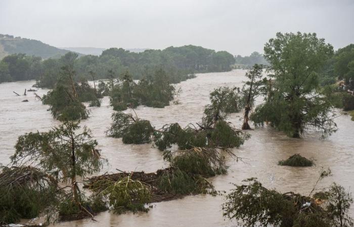 Devastating Texas floods leave 13 dead, dozens missing in south-central US