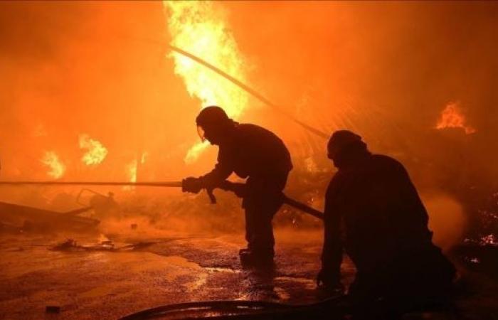 Fire at Telecom Egypt building injures 14, disrupts internet and mobile services