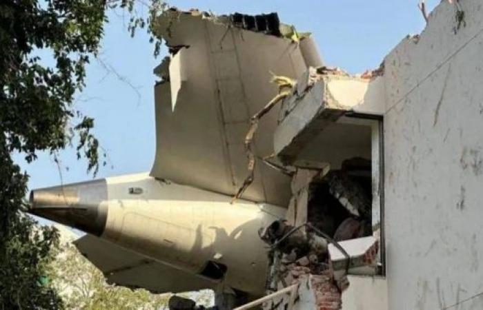 Boeing fuel switches safe, regulator says after Air India crash