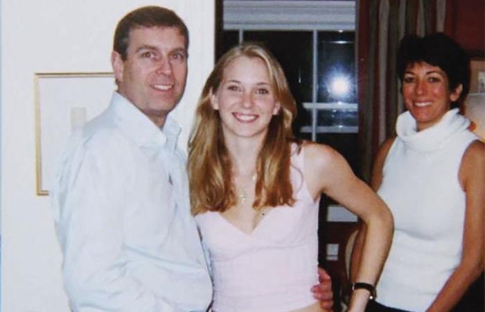 NYT: Epstein was the only guest at Trump’s Mar-a-Lago party with ‘young women’