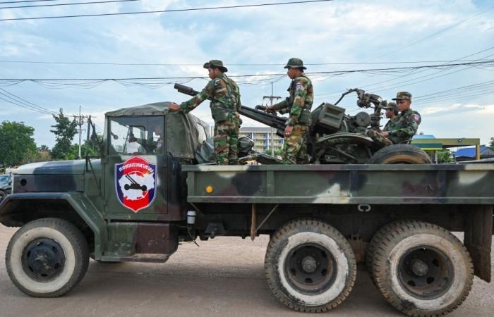 Rocket threat from Cambodia puts five Thai border districts on alert