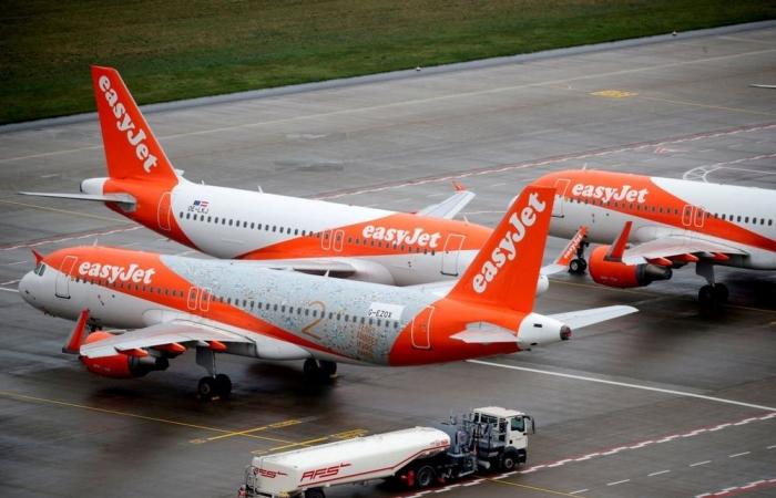 Man arrested after disturbance on Glasgow flight, UK police launch terror probe