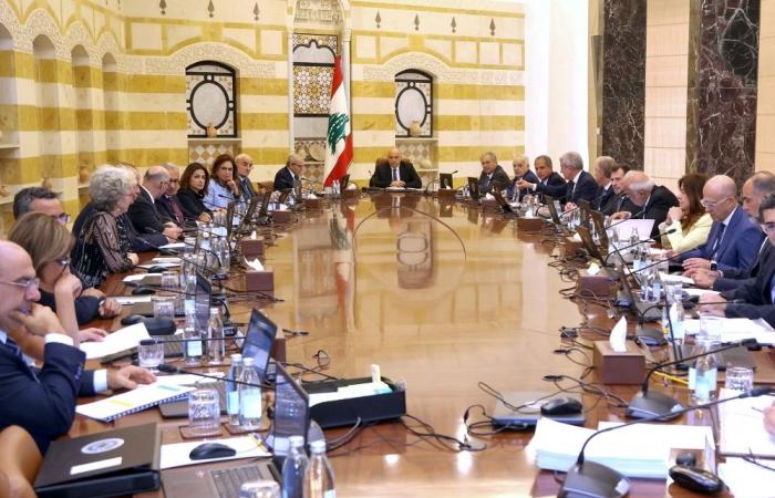 No-arms deal a ‘grave sin’ as Israel bombs away: Hezbollah ministers walk out of Lebanese cabinet meeting