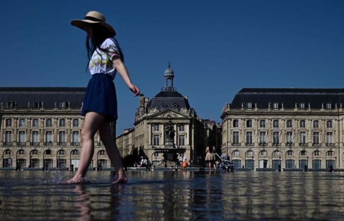 Spain battles deadly wildfires as European heatwave turns fatal