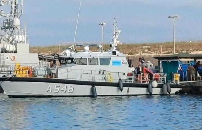 Dozens of migrants killed after boats capsize off Italian coast