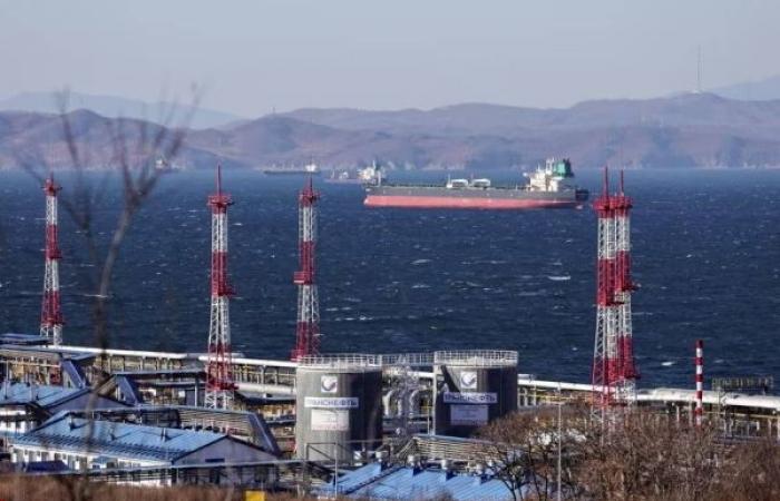 China snaps up Russian oil as Indian demand drops following Trump tariffs