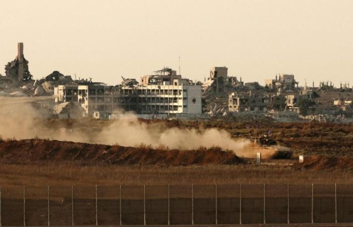 Israel moves to seize Gaza City as truce talks drag on, calls up 60,000 reservists