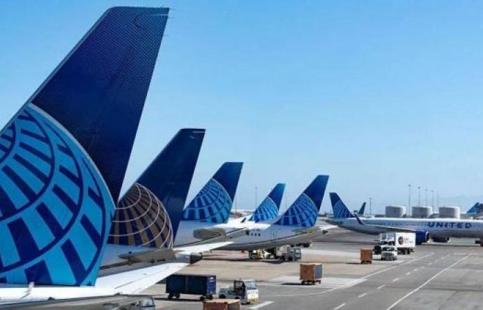 Delta and United sued for selling 'window seats' without windows