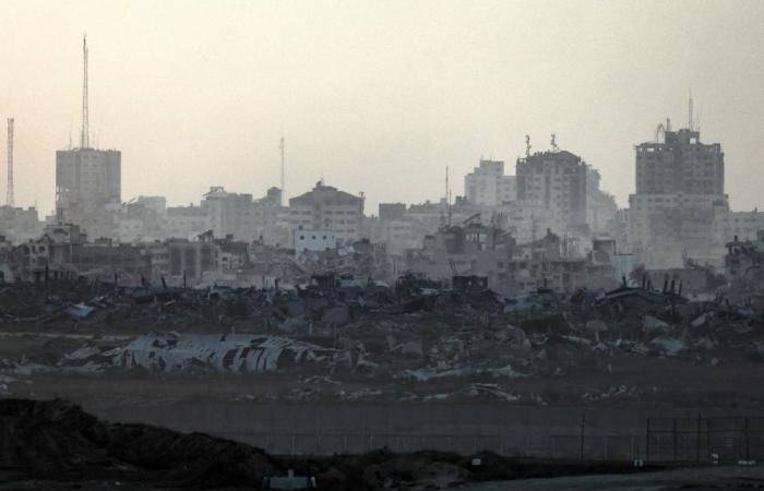Israeli assault on Gaza City escalates as Trump drives post-war plan at White House