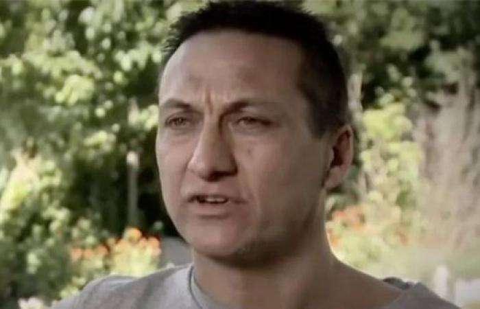 Fugitive wanted over Australia police killings being helped, police say