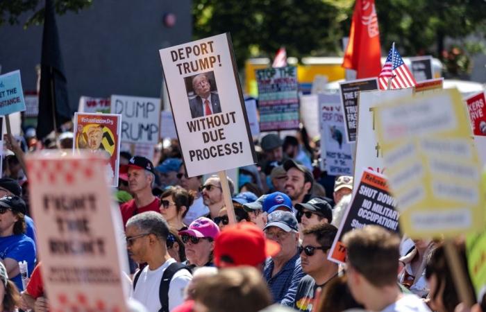 Thousands rally in Chicago against Trump’s threat of ICE, National Guard deployment