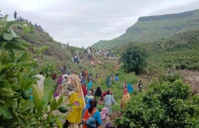 Over 1,000 killed in landslide in western Sudan village, armed group says